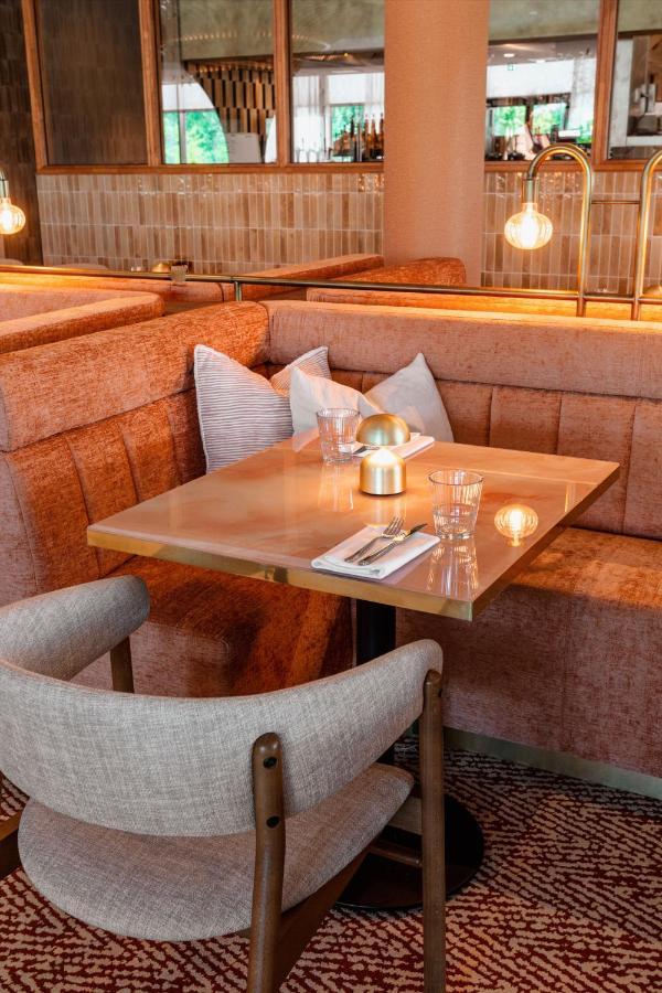 Van Der Valk Hotel Eindhoven-Бест Экстерьер фото