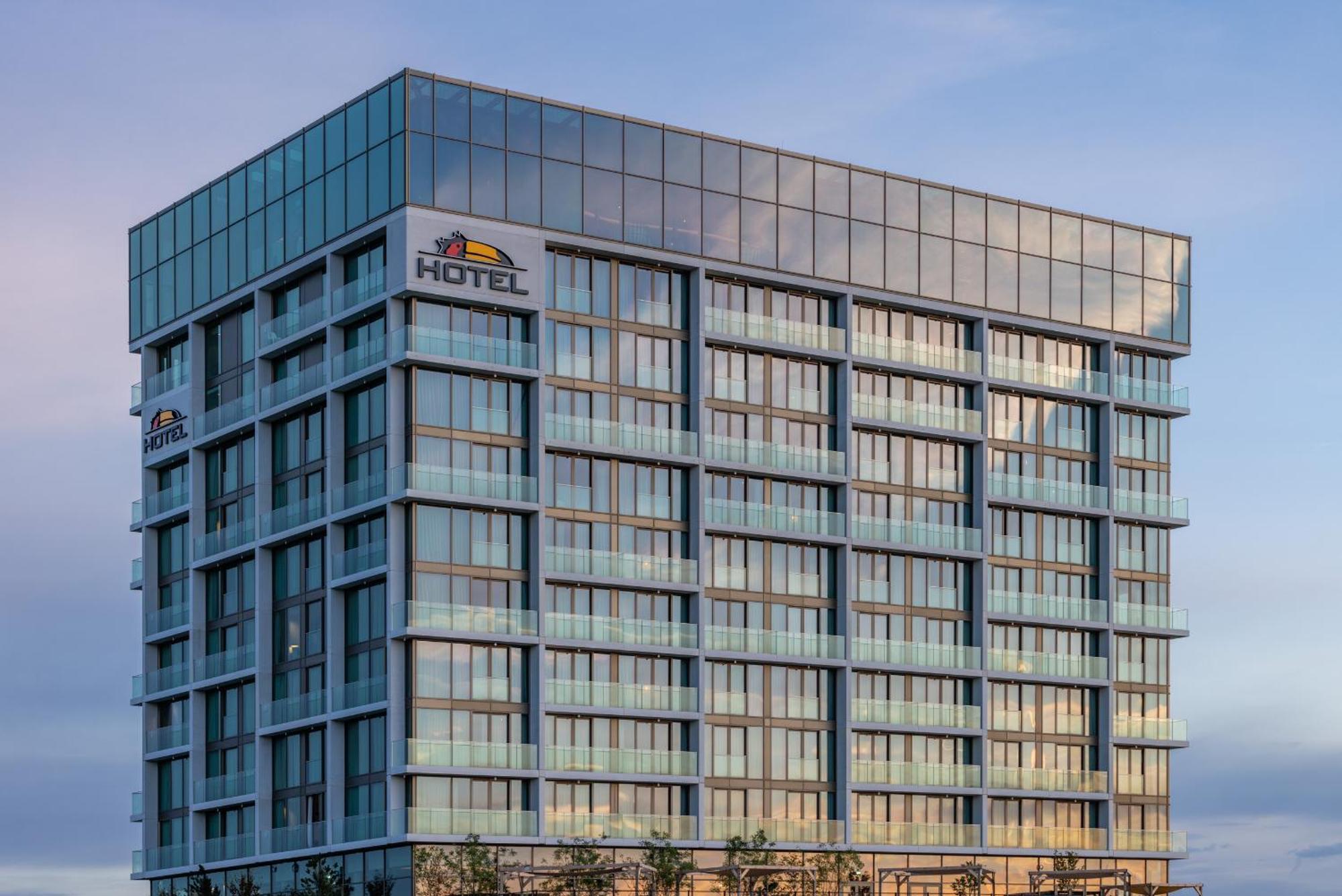 Van Der Valk Hotel Eindhoven-Бест Экстерьер фото