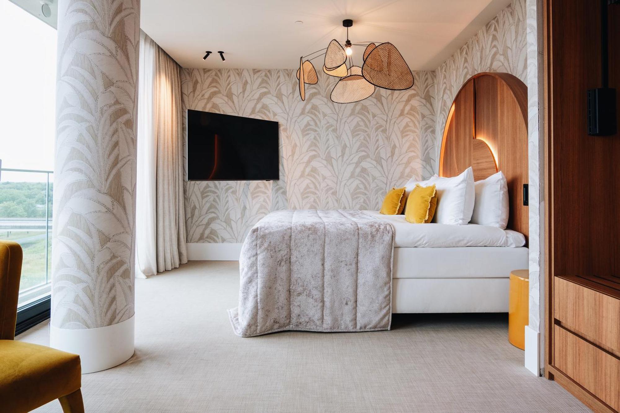 Van Der Valk Hotel Eindhoven-Бест Экстерьер фото